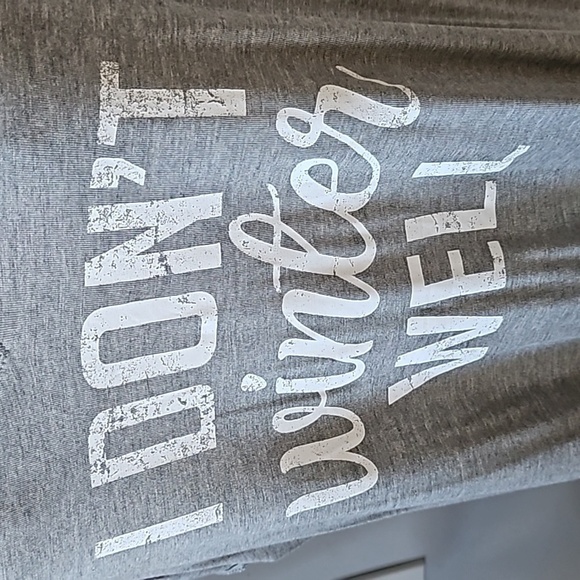 Maurices "I Don't Winter Well" Gray V-neck Short Sleeve Tee - Picture 6 of 15